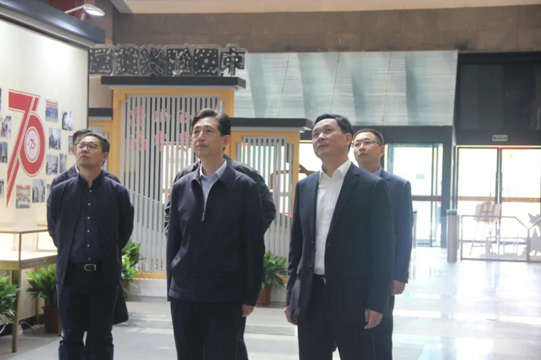 1635986373298252.jpg 2.jpg