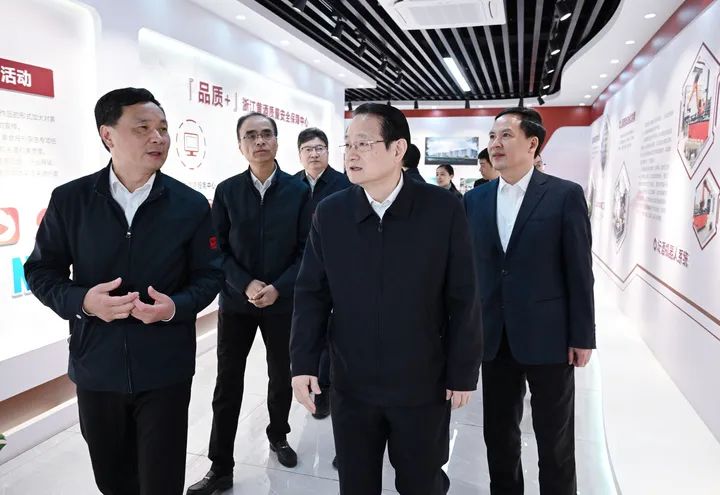 1716881476921117.jpg 640.jpg