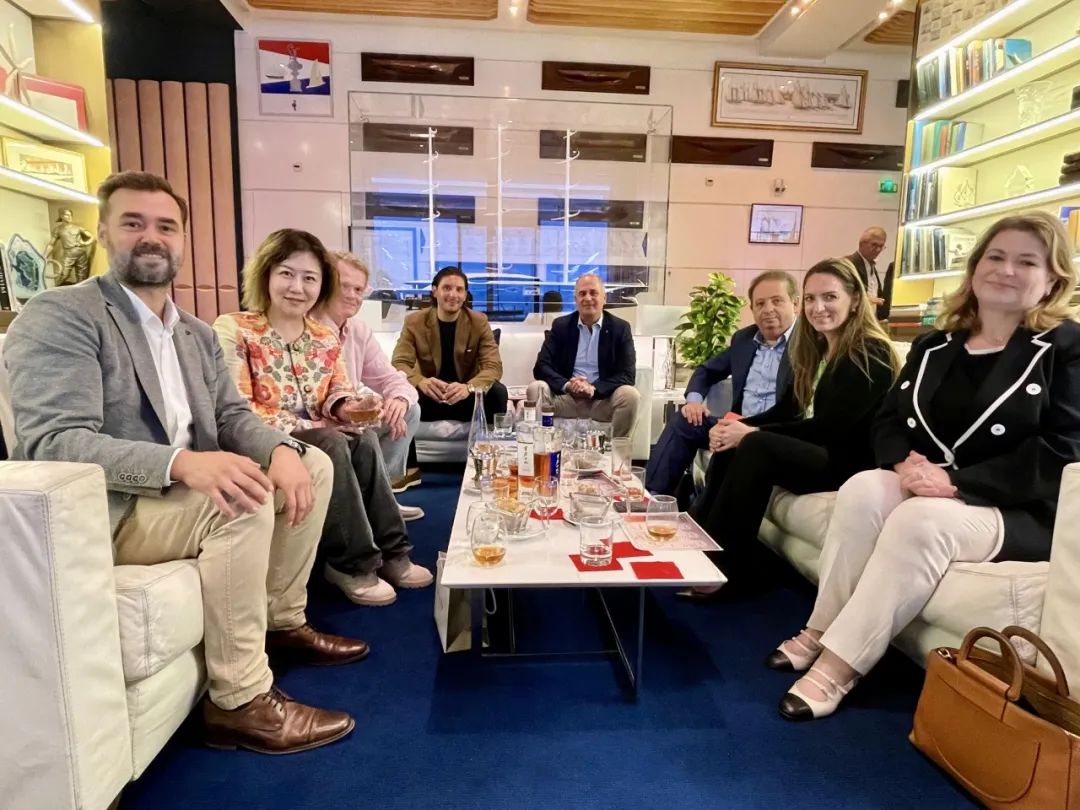 1752548193247175.jpg 4.jpg